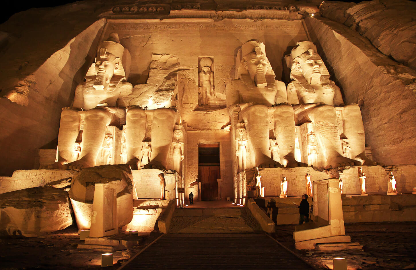 Day Tour to Abu Simbel from Cairo by Flight